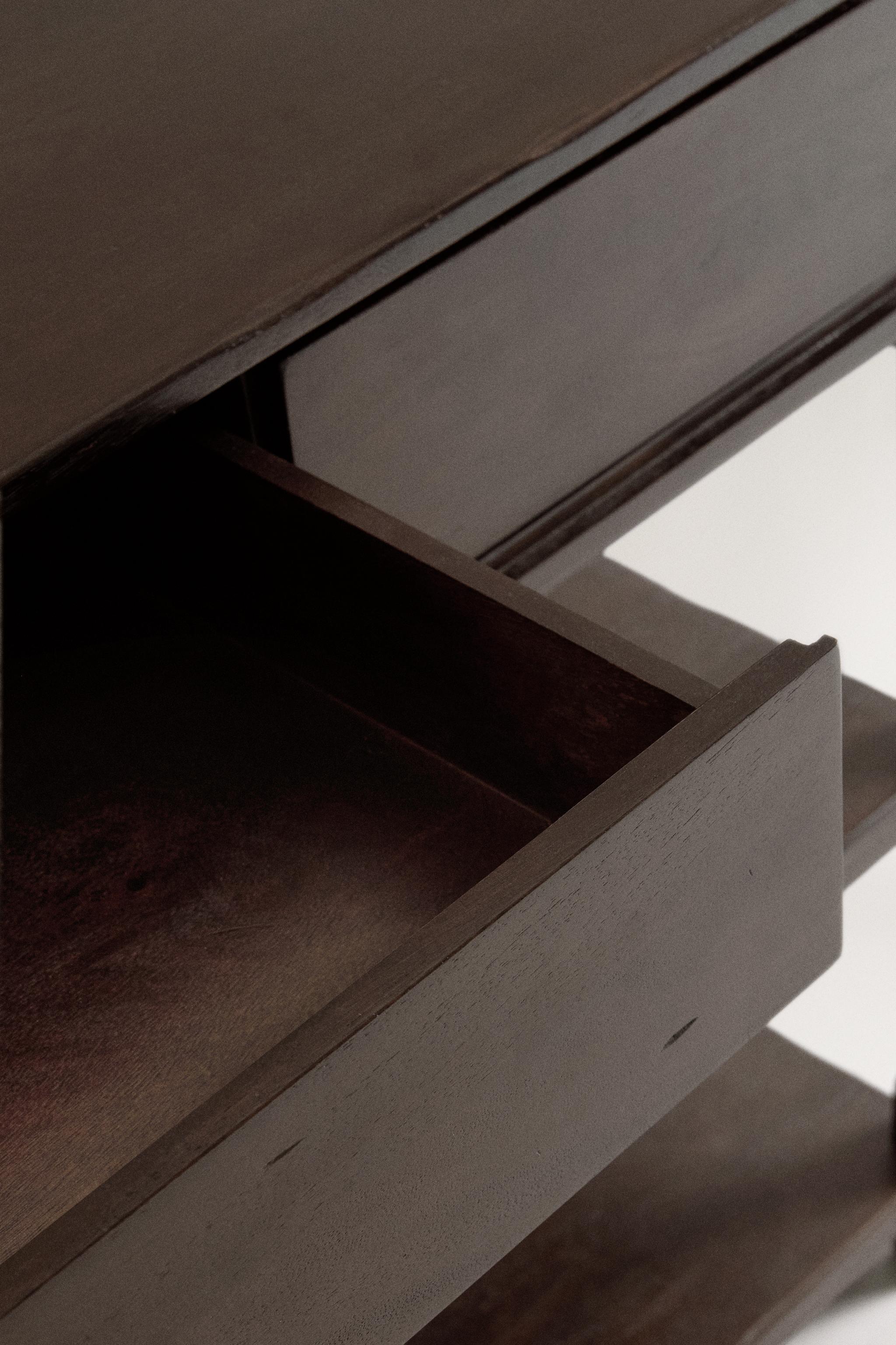 MEUBLE DE RANGEMENT EN BOIS